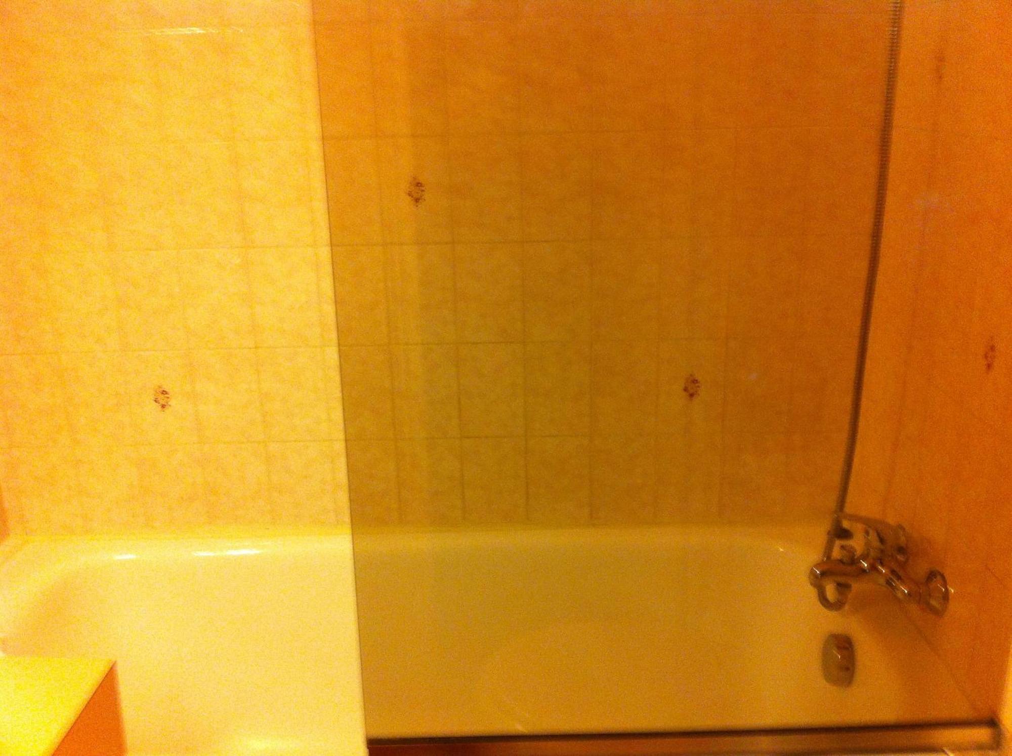 Les Pastels Hotel La Roche-sur-Yon Kamer foto