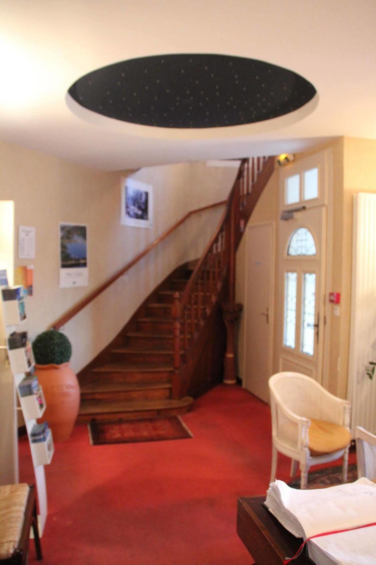 Les Pastels Hotel La Roche-sur-Yon Buitenkant foto